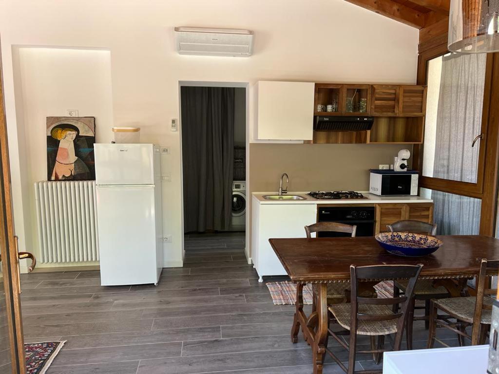 Ferienwohnung Garda 33 Caprino Veronese Exterior foto
